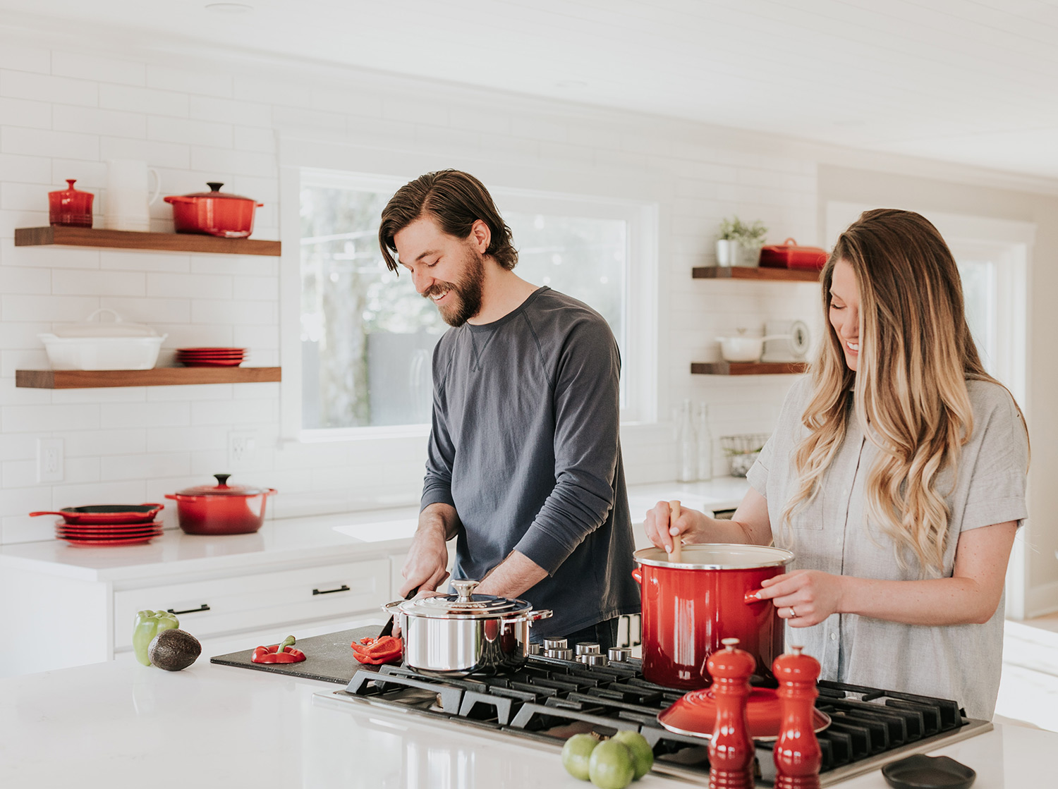 5 Pops of Colour to Consider for Your Kitchen | Colourful Cookware