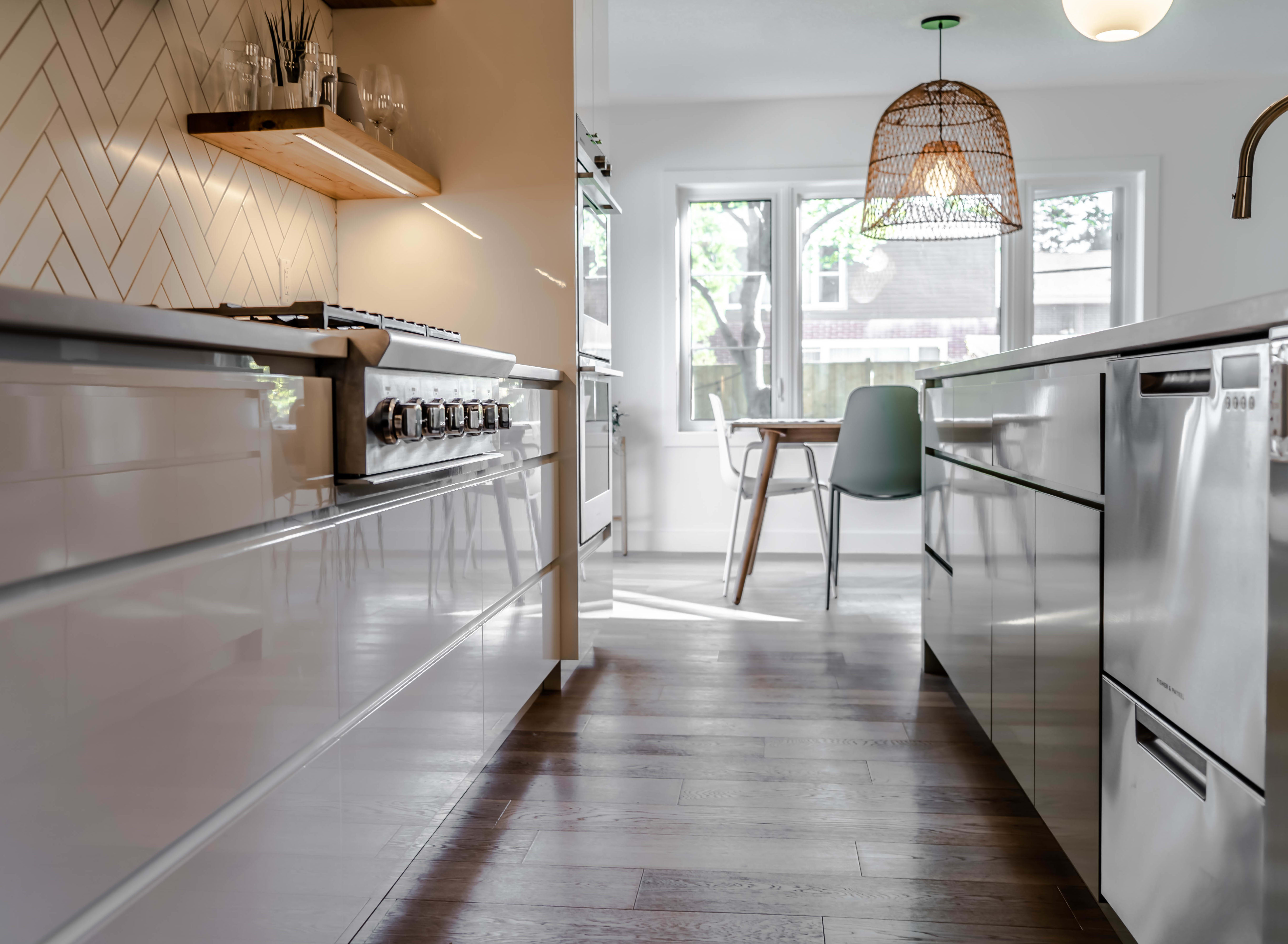 Designing Your Kitchen Island: Elegant Details