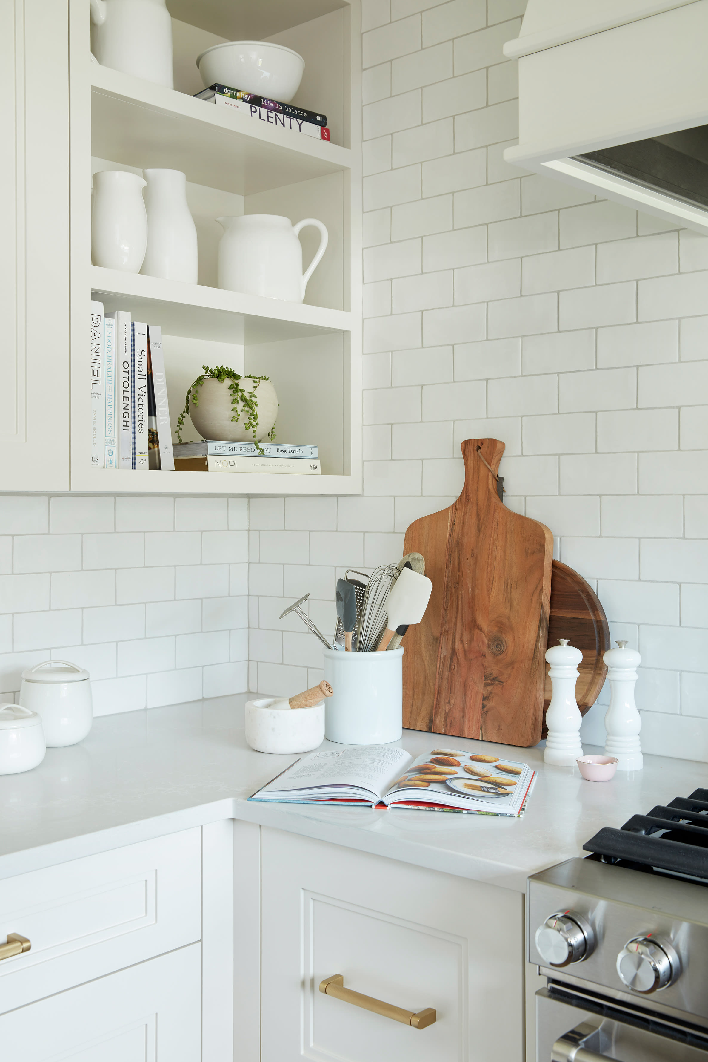 Metal Accents In Emerald Kitchen 