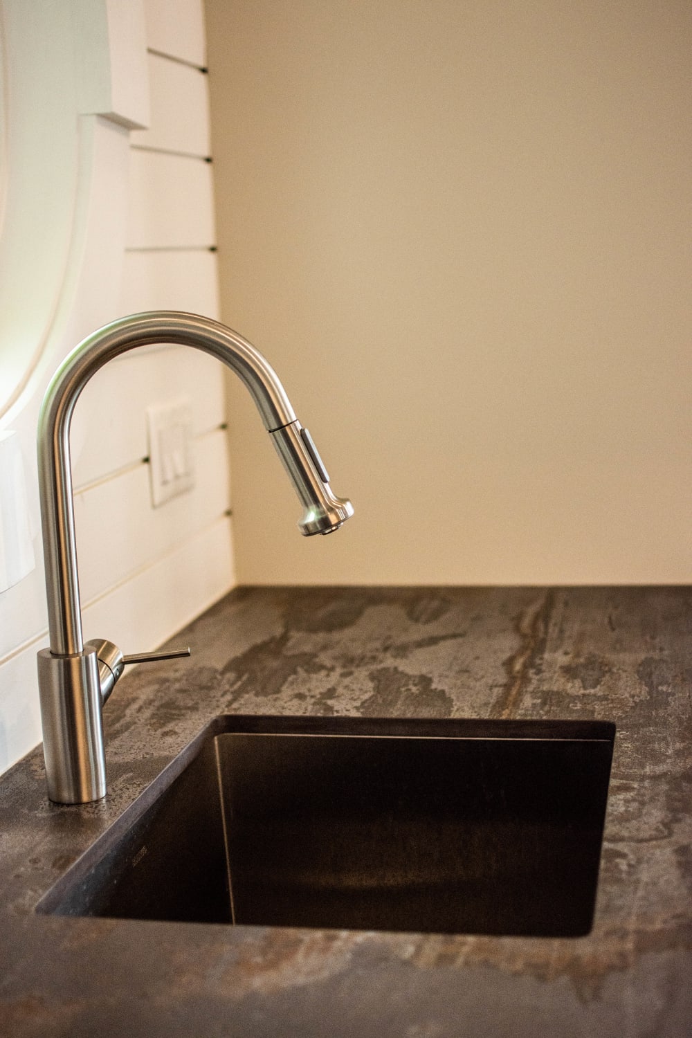 Dekton counter & stainless steel faucet